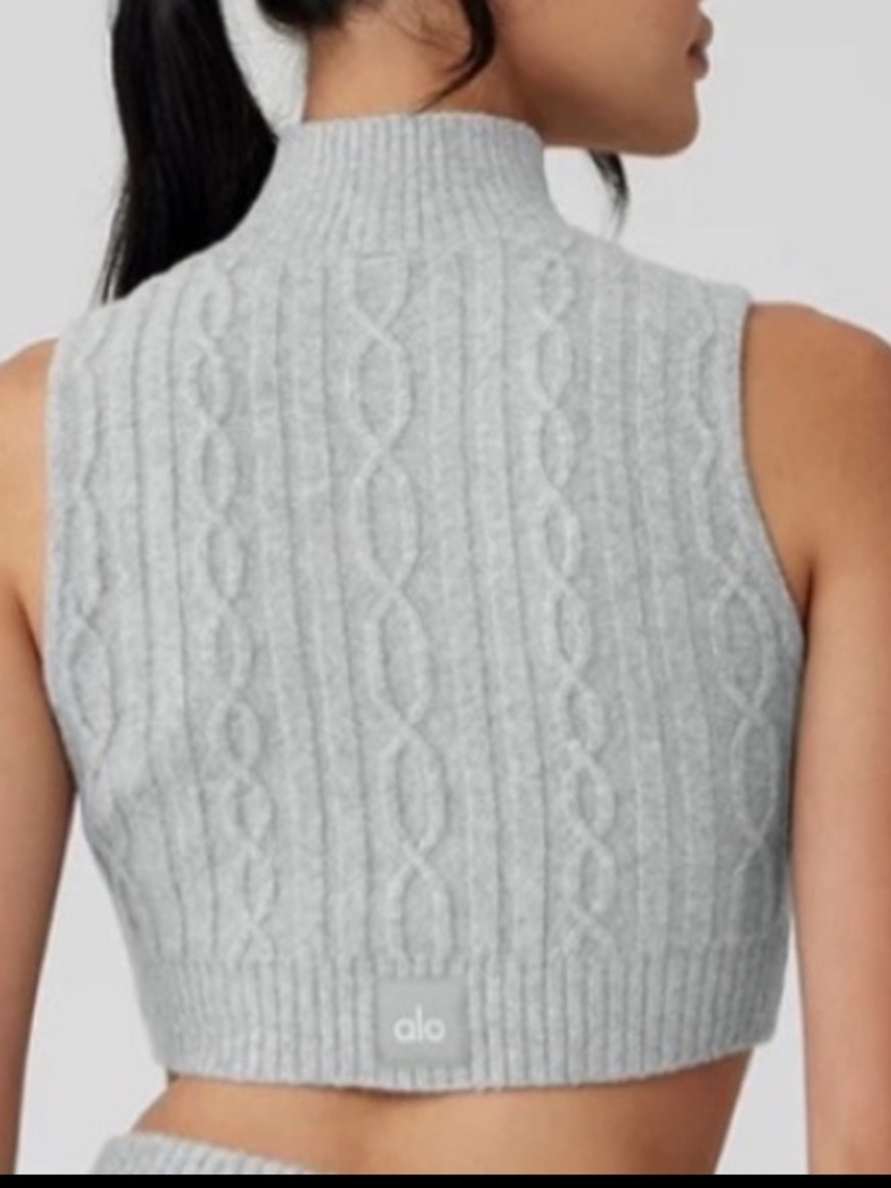 ALO YOGA 
Cable Knit Winter Bliss Mock Neck Tank Top Heather Grey Size  XS NWOT